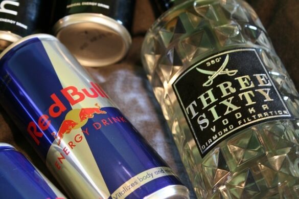 boisson énergisante RedBull et vodka