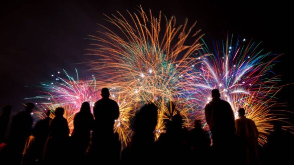 Feu d'artifice automatique particulier : fonctionnement et règles d'utilisation