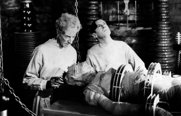 Représentation de deux savants fou menant des expériences