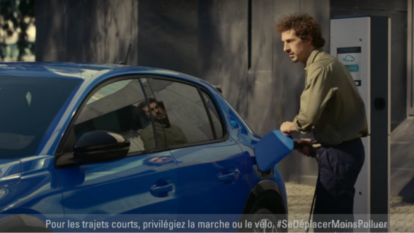 pub Peugeot e208