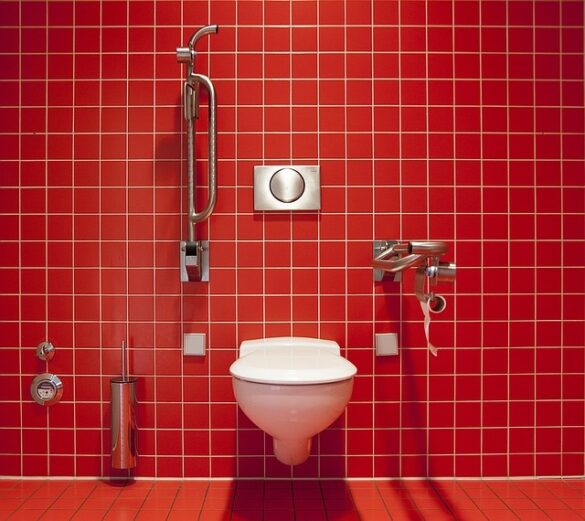 Toilettes rouges