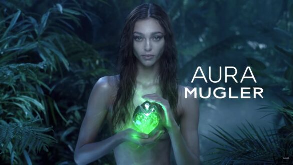 Pub du parfum Aura Mugler 2017 avec Zhenya Katava