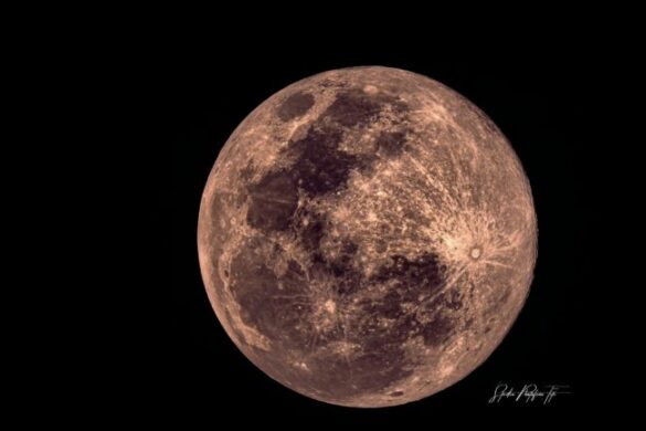 C'est quoi la pleine lune rose ?