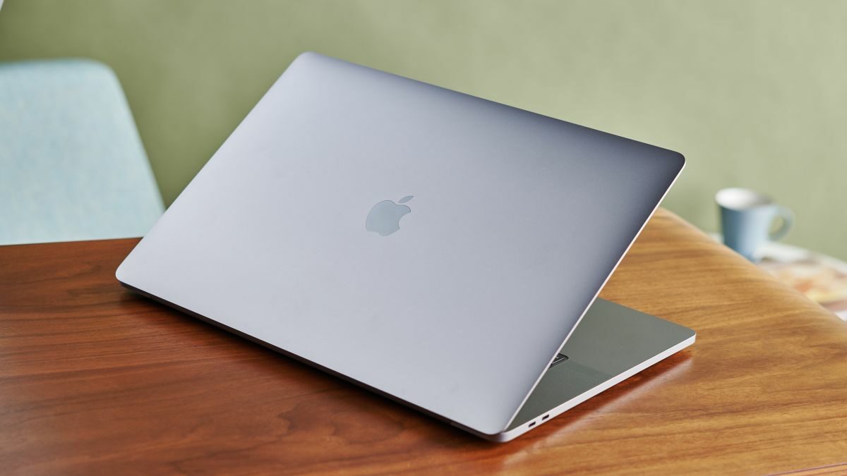 Comment allumer MacBook Air 2021 ?