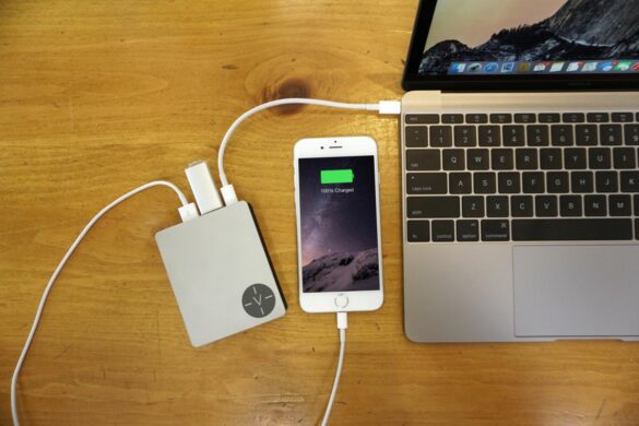 Comment charger un ordinateur portable avec une batterie externe ?