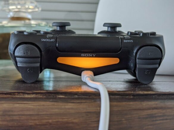 Comment connecter une JBL à une PS4 ?