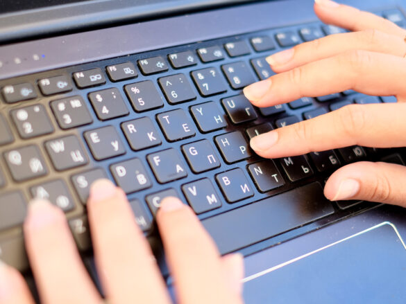 Comment faire avec un clavier Le er en petit ?