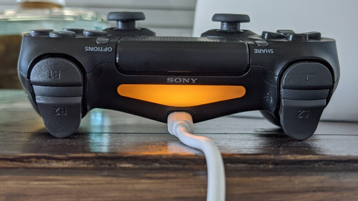 Comment jouer avec le micro sur PS4 ?