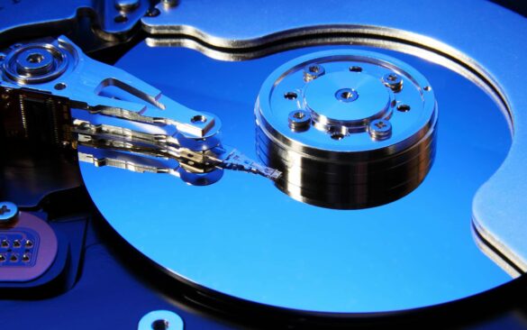 Comment lire un disque dur interne ?