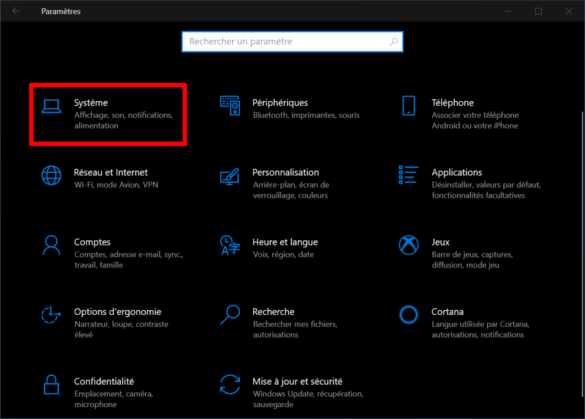 Comment passer de Windows 11 pro à Windows 11 famille ?