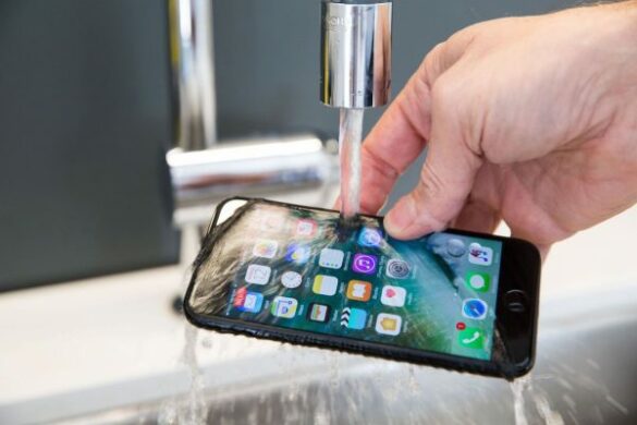 Est-ce que l'iPhone 8 peut aller dans l'eau ?