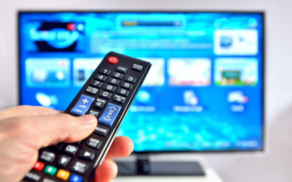 How do you pair a remote to a TV?