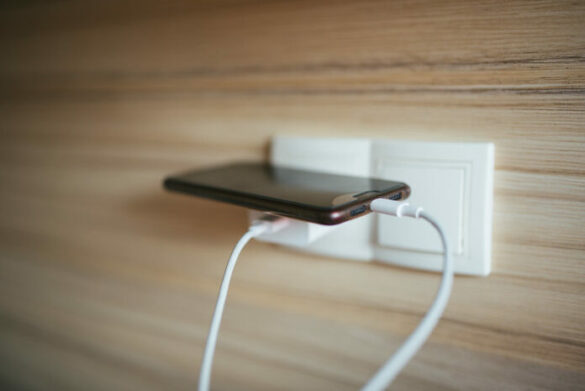 Pourquoi la batterie de mon telephone se décharge vite ?