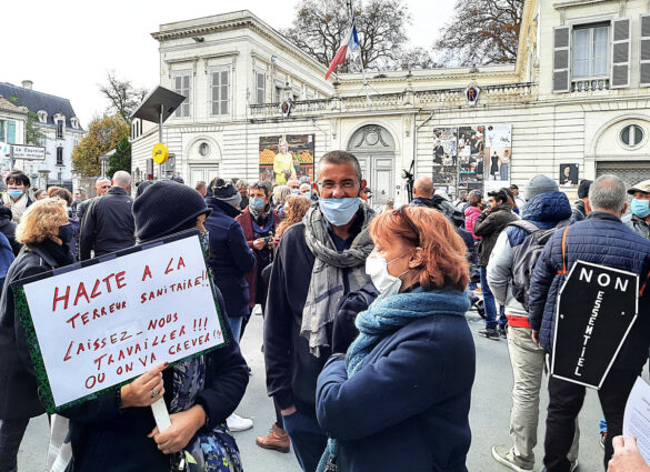 Pourquoi mettre du coton dans le nez d'un mort ?