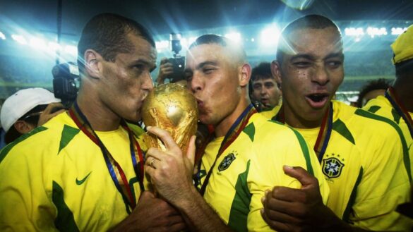 Quel equipe de foot a gagné le plus de Coupe du monde ?