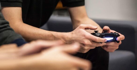Quel est la différence entre le PS Plus et le PS Now ?