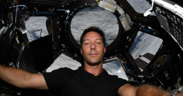 Quel est le salaire de l'astronaute Thomas Pasquier ?