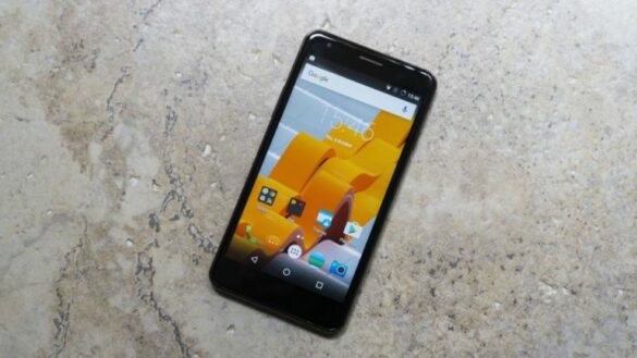 Quel téléphone moins de 5 pouces ?