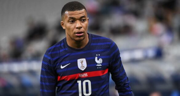 Quelle est la nationalité de Kylian Mbappe ?