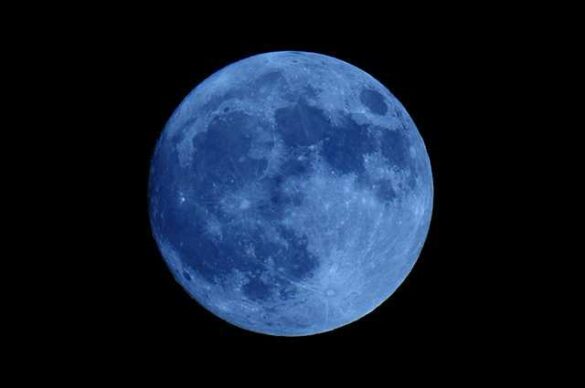 Quelle heure la lune bleue ?