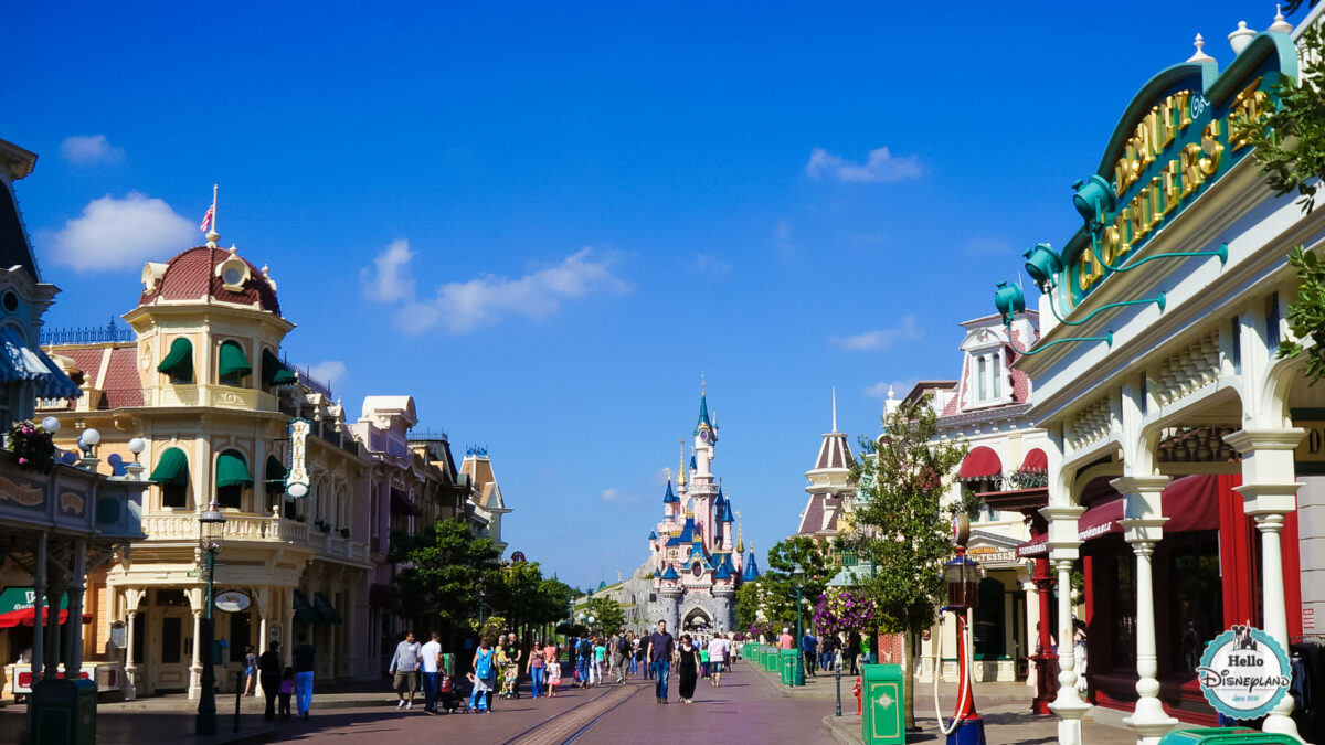 Qui possède Disneyland Paris ?